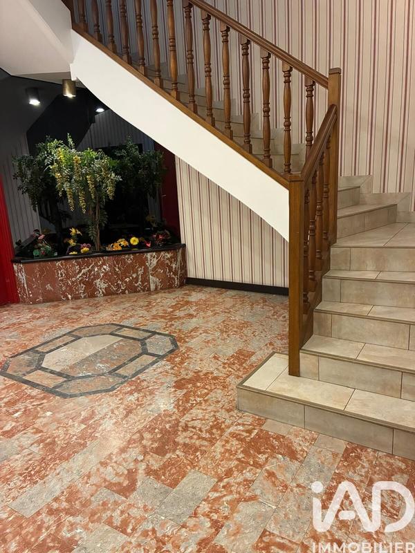 Appartement - 93 m² - 4 pièces