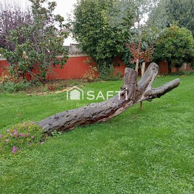 Maison - 220 m² - 7 pièces