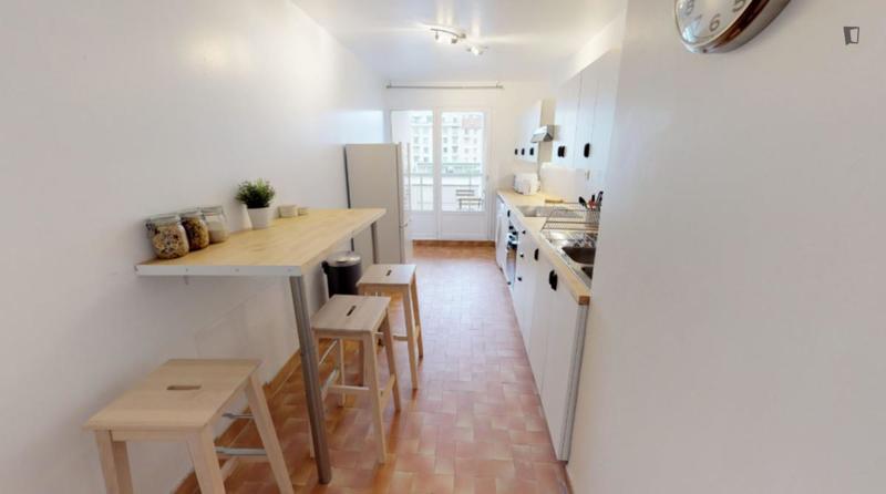 Chambre - 12 m² - 3 pièces