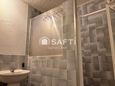 Appartement - 94 m² - 5 pièces