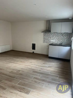 Maison - 107 m² - 3 pièces