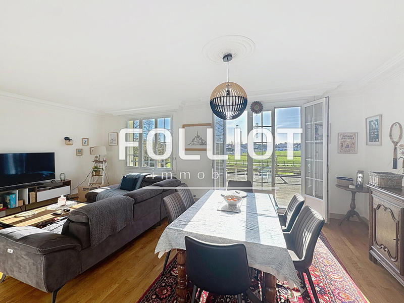 Maison - 110 m² - 4 pièces