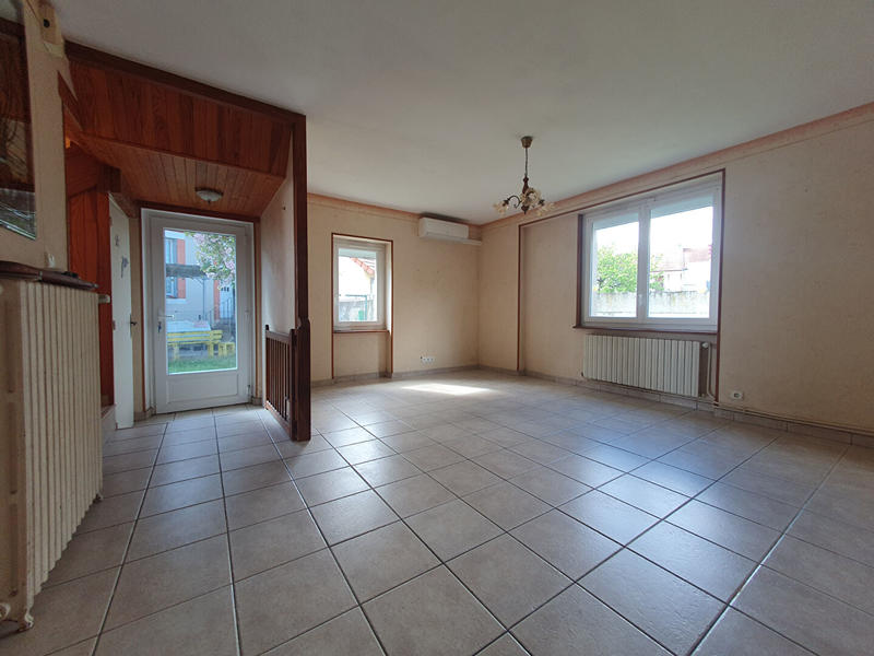 Maison - 122 m² - 5 pièces