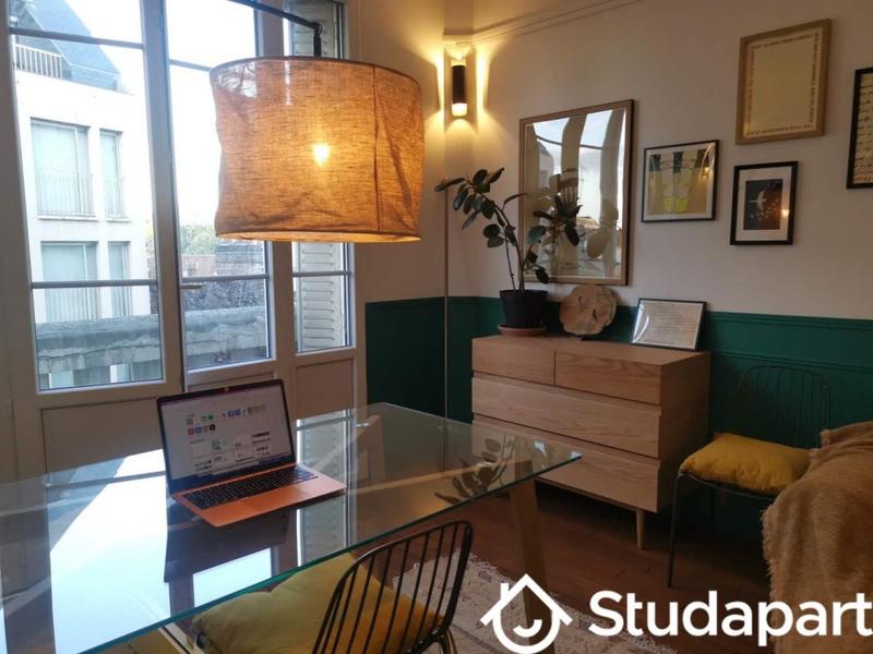 Chambre - 9 m² - 1 pièce