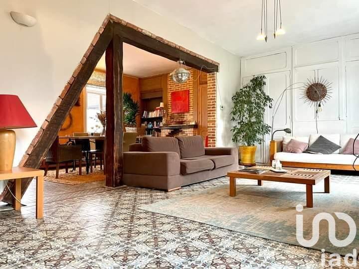 Maison - 158 m² - 7 pièces