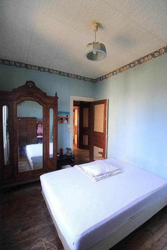 Maison - 92 m² - 7 pièces