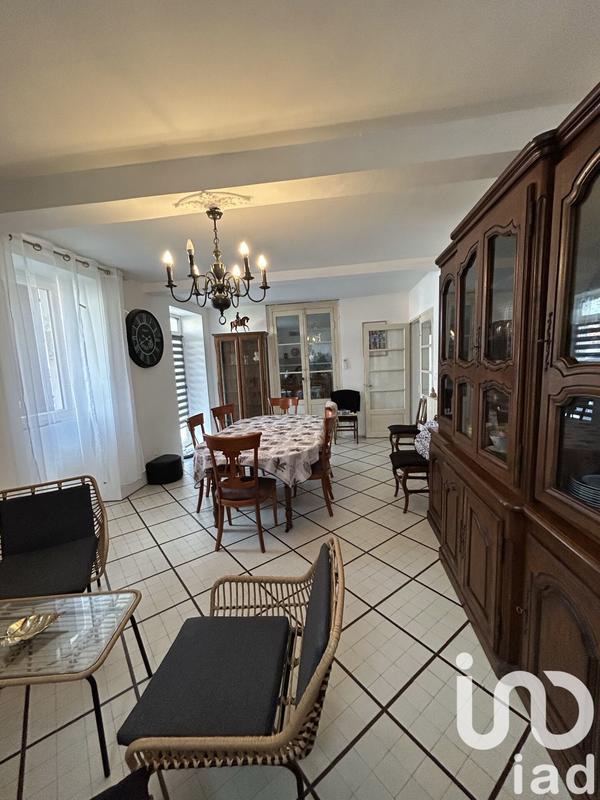 Maison - 187 m² - 7 pièces