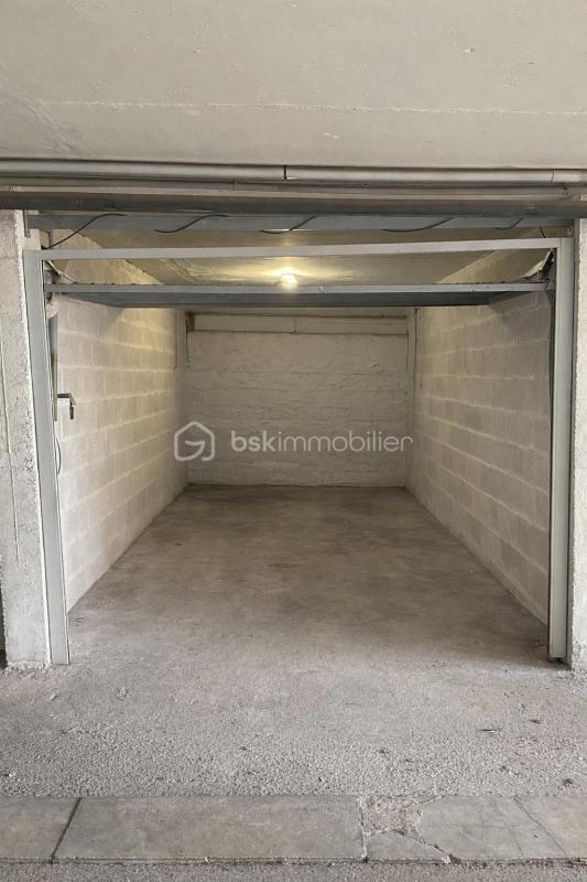 Garage - 14 m²