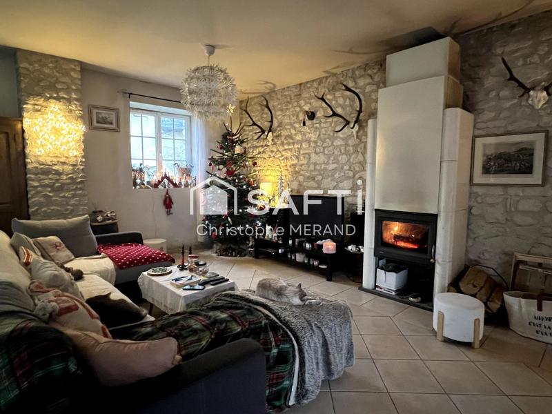 Maison - 202 m² - 8 pièces