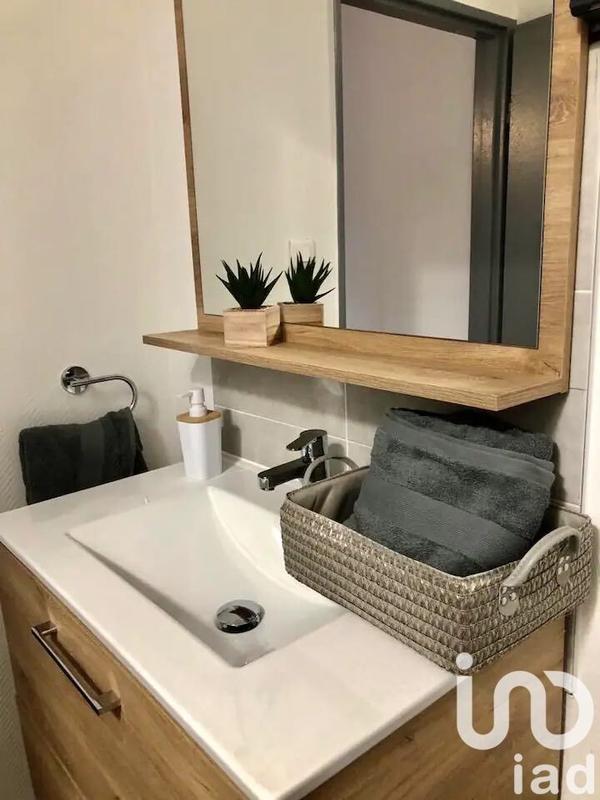 Studio - 25 m² - 1 pièce