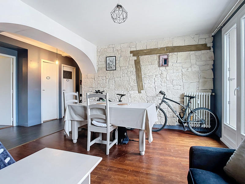 Appartement - 65 m² - 3 pièces