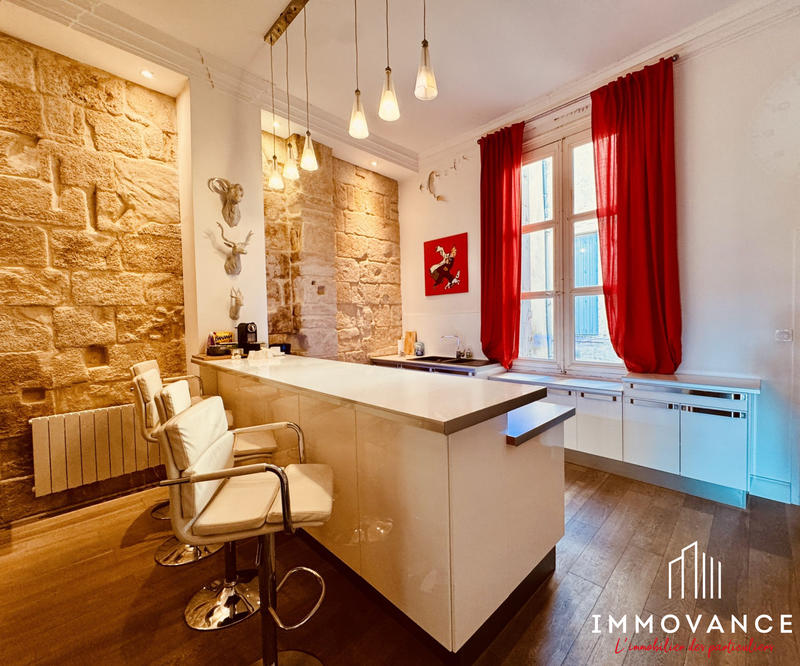 Loft - 89 m² - 3 pièces