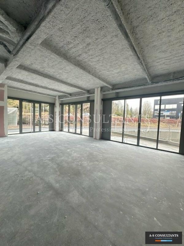 Local commercial - 230 m²