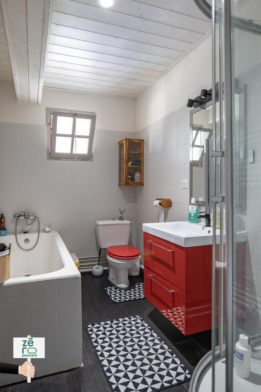 Maison - 110 m² - 4 pièces