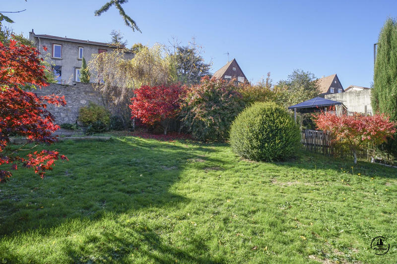 Maison ancienne - 290 m² - 9 pièces