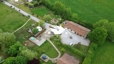 Maison - 174 m² - 7 pièces