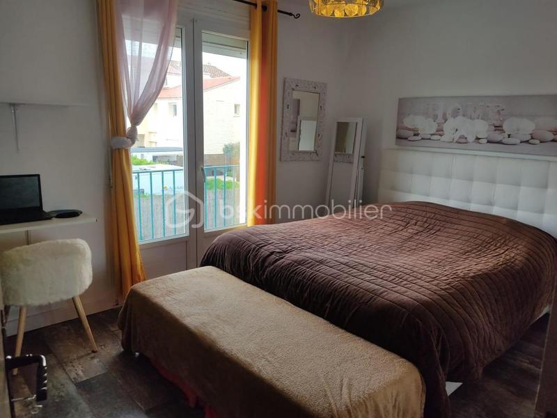 Villa - 100 m² - 5 pièces