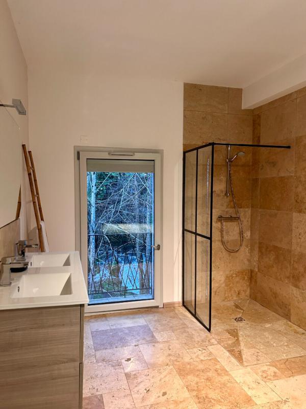 Demeure - 230 m² - 6 pièces