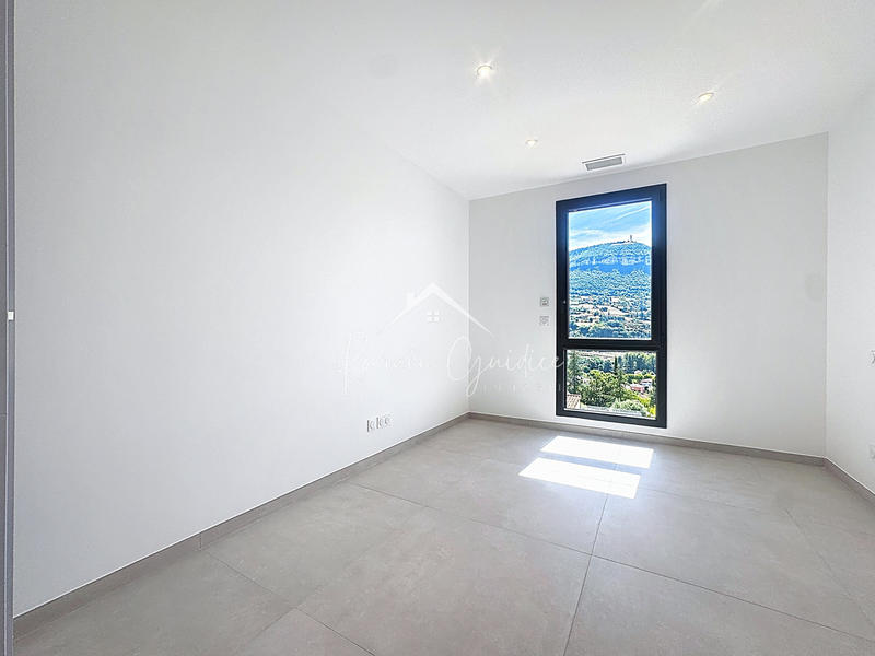 Maison - 124 m² - 4 pièces