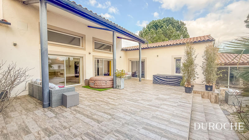 Villa - 210 m² - 5 pièces
