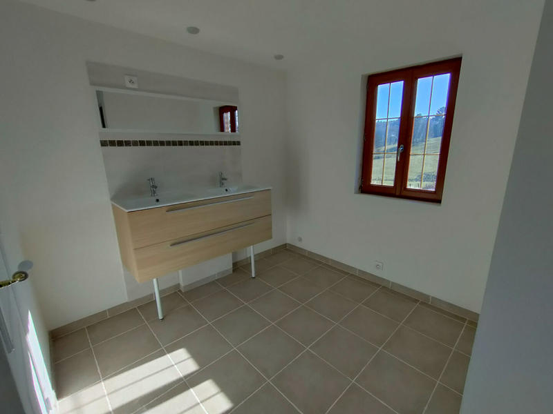 Maison - 107 m² - 4 pièces