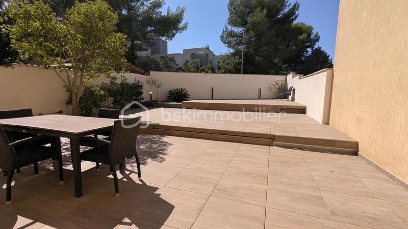 Maison traditionnelle - 86 m² - 4 pièces