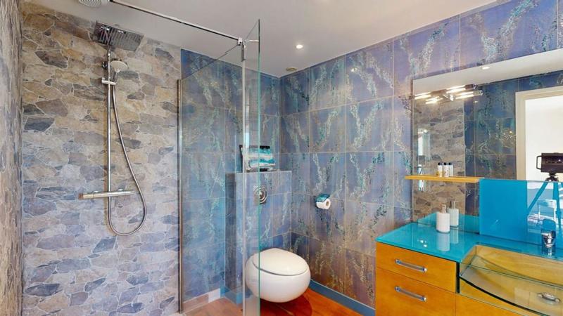 Propriété - 980 m²