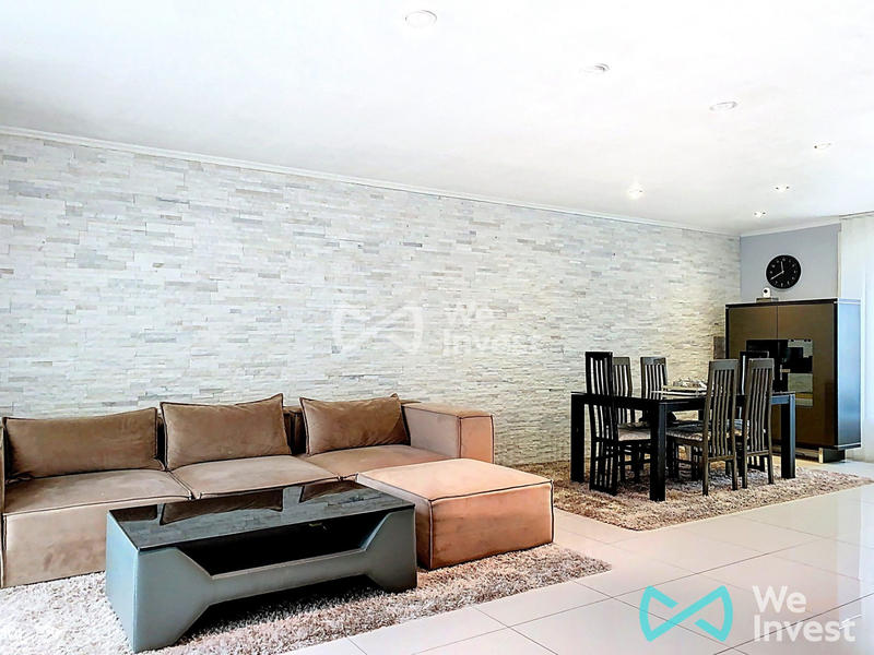 Maison - 185 m² - 7 pièces