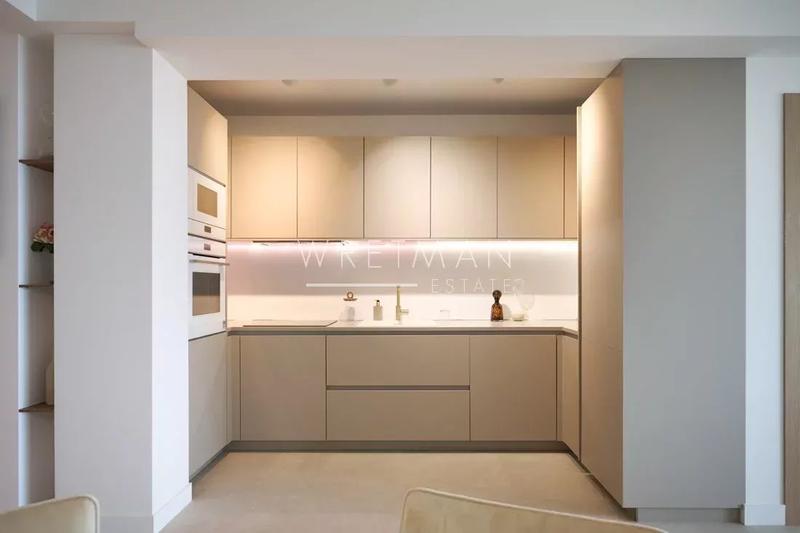 Appartement - 106 m² - 4 pièces