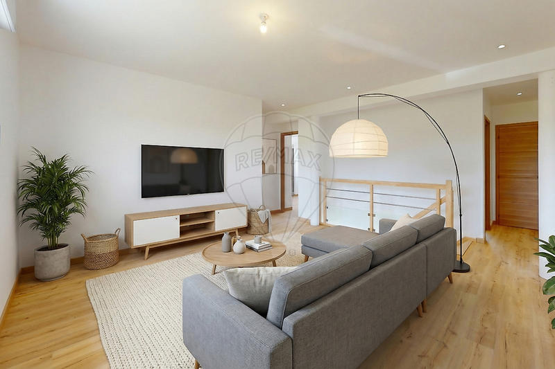 Maison - 182 m² - 7 pièces