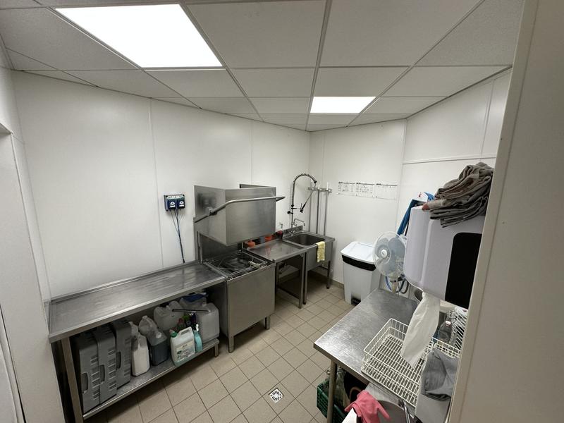 Fonds de commerce - Hôtellerie / Restauration - 180 m²