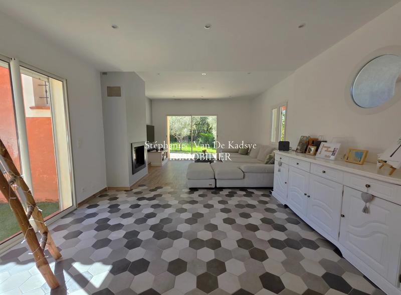 Villa - 166 m² - 5 pièces