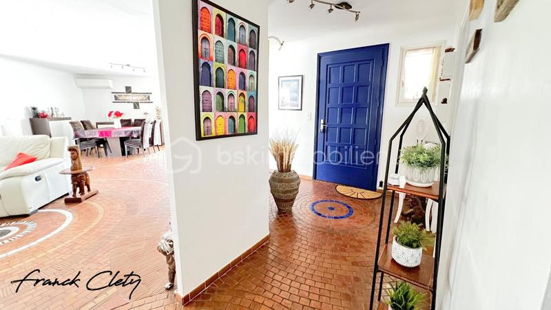 Villa - 175 m² - 6 pièces