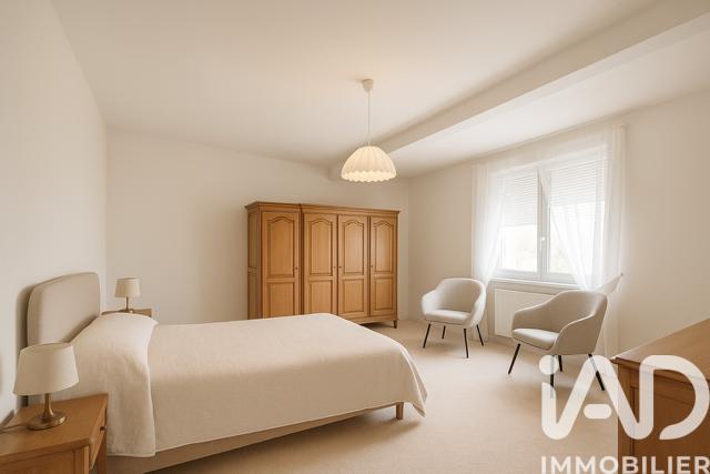 Maison - 102 m² - 5 pièces