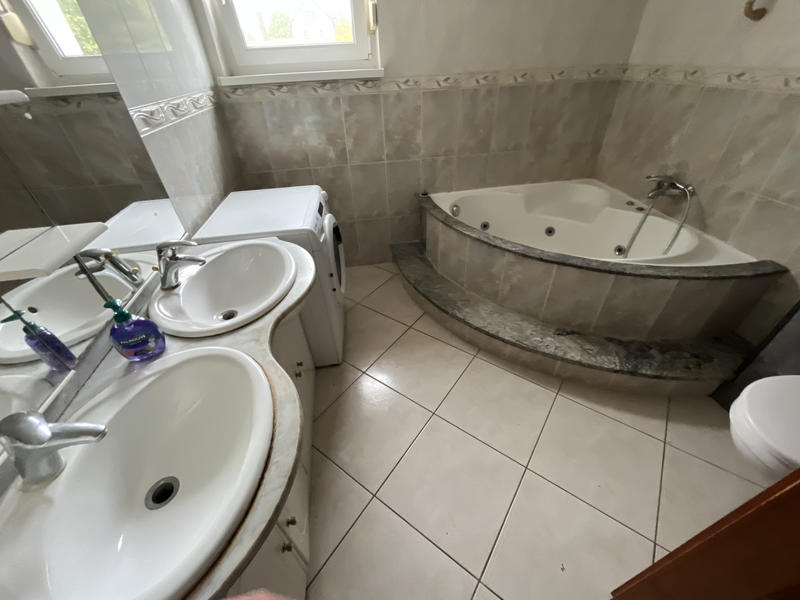 Maison - 175 m² - 7 pièces