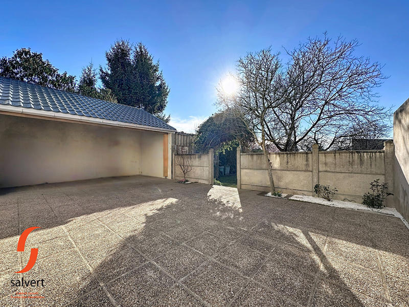 Maison - 140 m² - 5 pièces