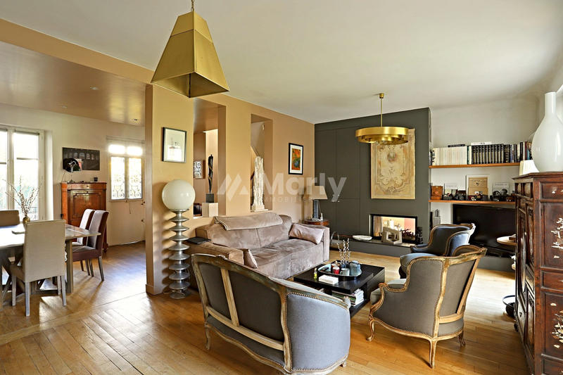 Maison - 184 m² - 7 pièces