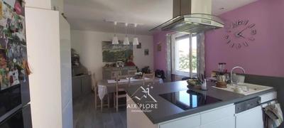 Maison - 180 m² - 4 pièces