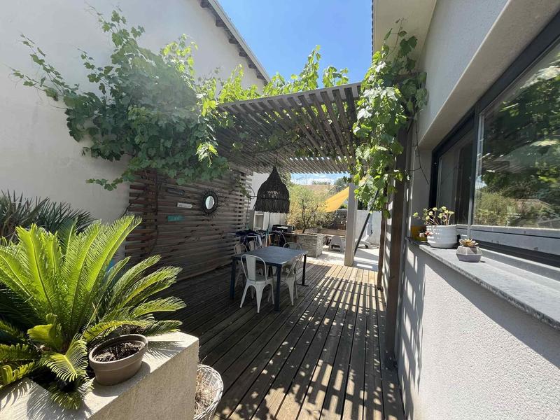 Maison - 140 m² - 6 pièces