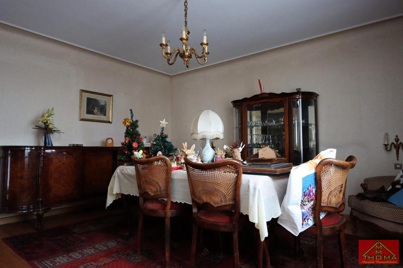 Maison - 181 m² - 5 pièces