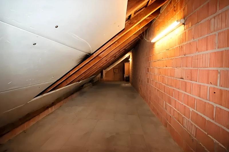 Maison - 178 m² - 6 pièces