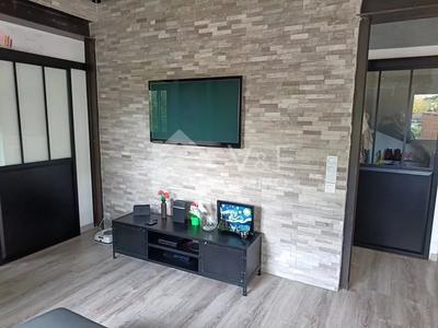 Maison - 144 m² - 5 pièces