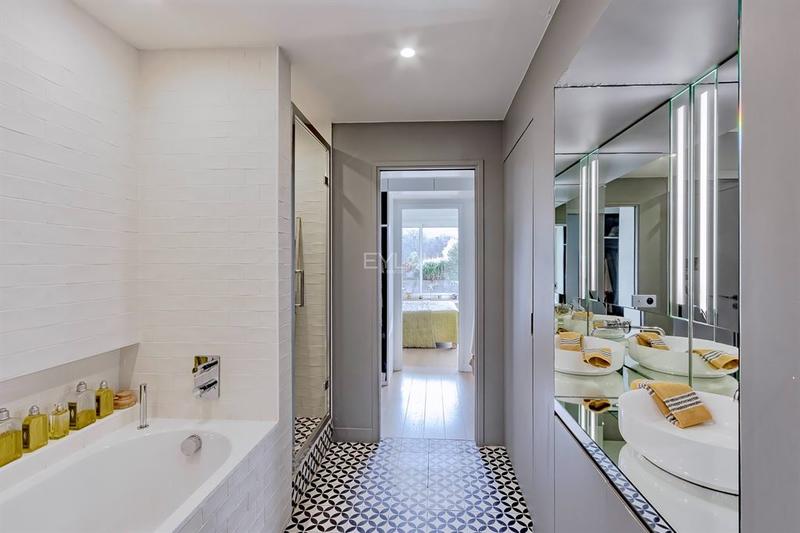 Appartement - 84 m² - 4 pièces