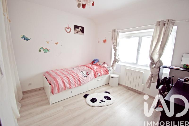 Maison - 98 m² - 5 pièces