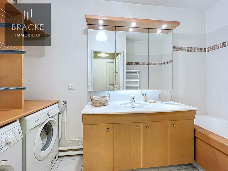 Appartement - 95 m² - 5 pièces