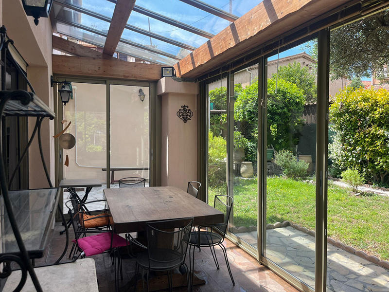 Maison - 210 m² - 5 pièces