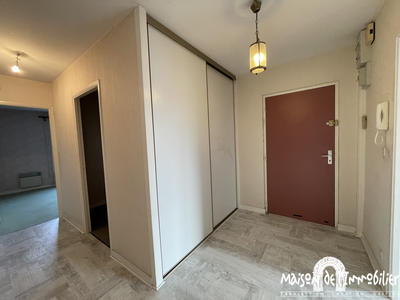 Appartement - 70 m² - 3 pièces