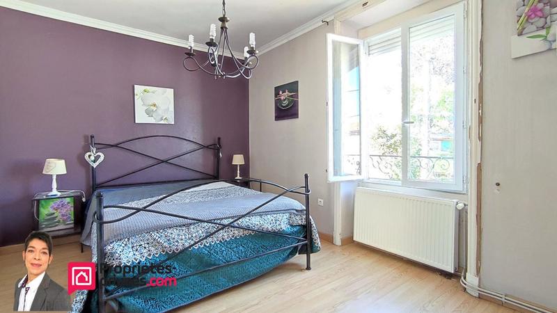 Maison - 135 m² - 7 pièces