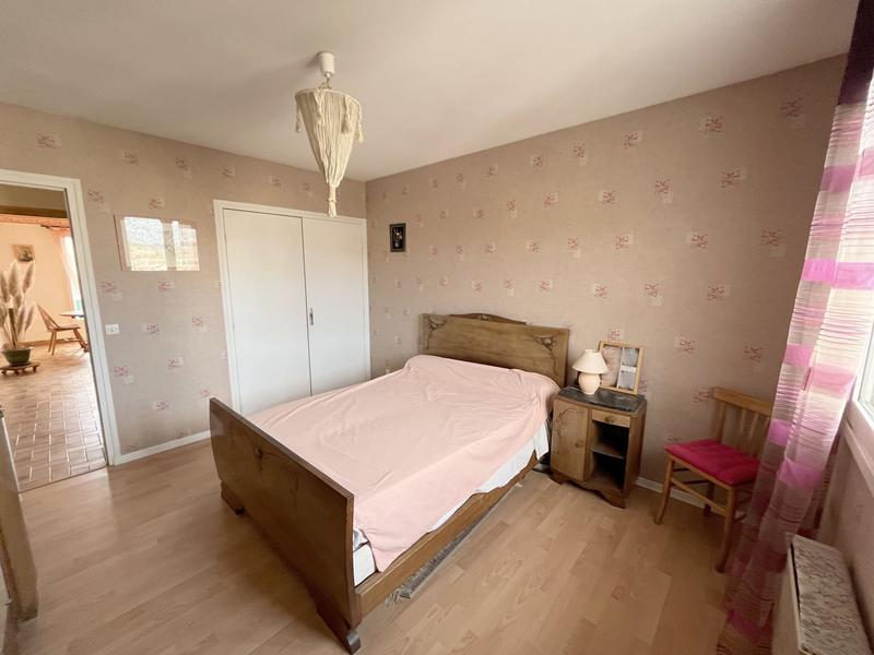 Appartement - 95 m² - 8 pièces