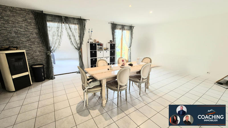 Maison - 182 m² - 10 pièces